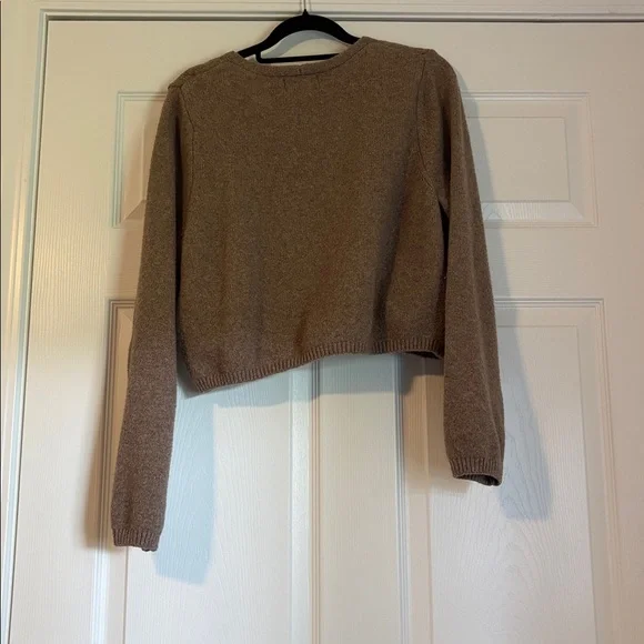 Old Navy Sweater - Picture 3 of 4